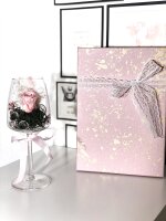 Longlife Rose im Weinglas, mit Geschenkkarton