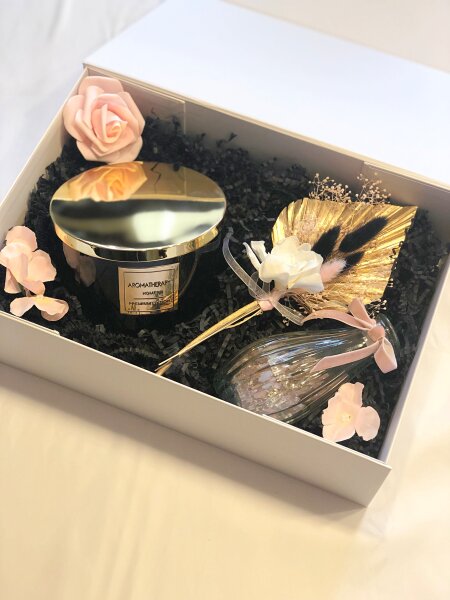 Geschenkset Aromatherapie in Schwarz / Gold